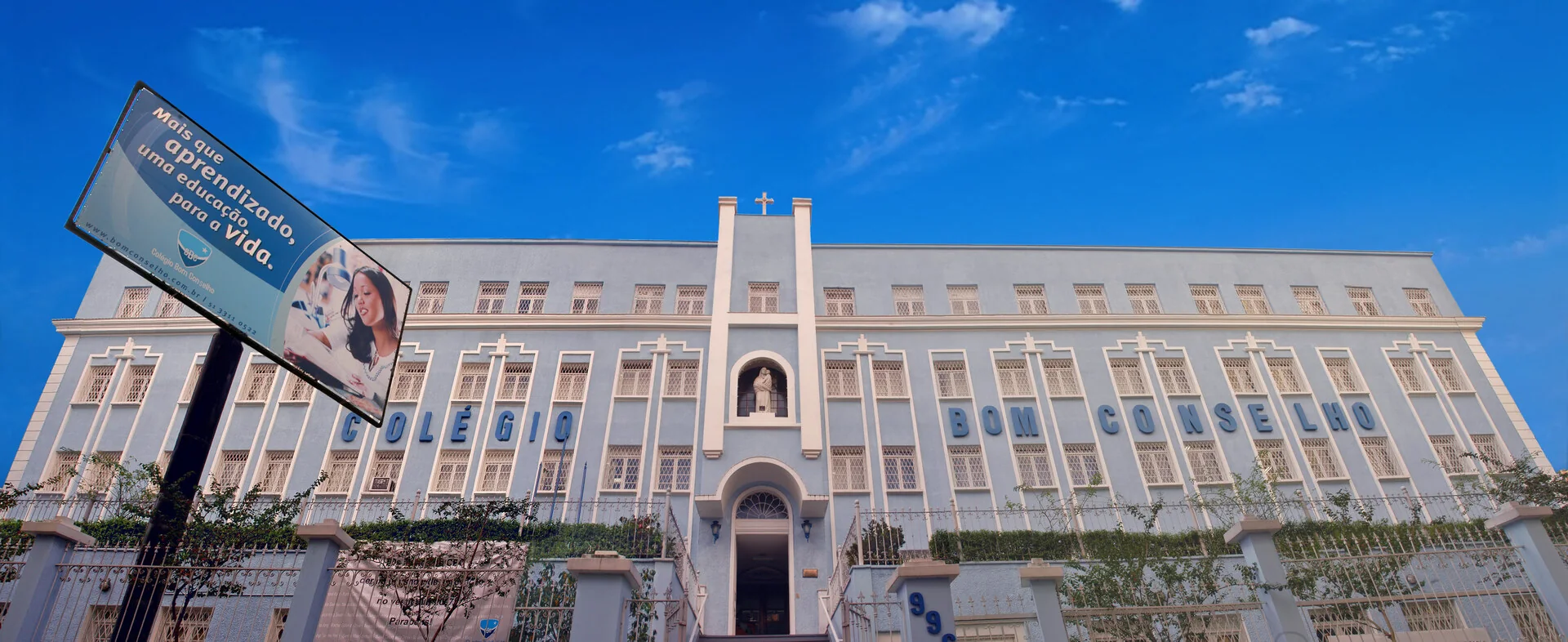 Fachada do Colégio Nossa Senhora do Bom Conselho